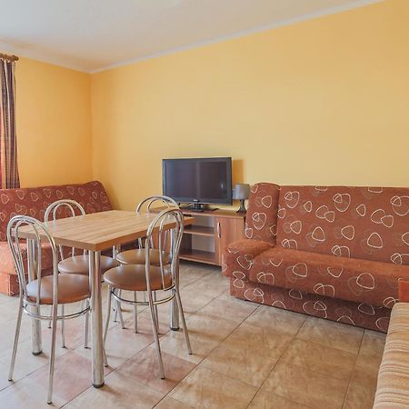 Pokoje Goscinne Morska 32 Jarosławiec Exterior foto